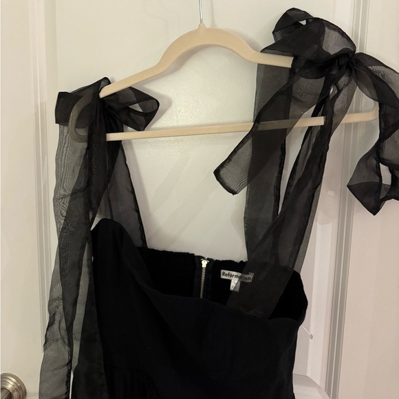 Reformation Enza Black Bow Shoulder Tie Dress Size 10 - Picture 6 of 6